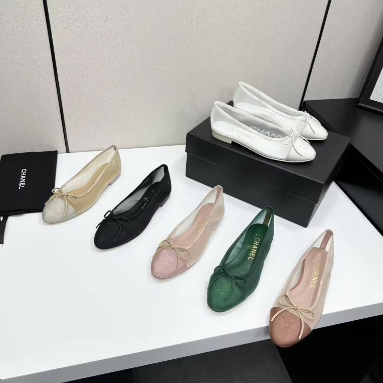 Mesh white C Flats preorder