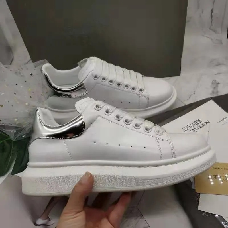 AM Sneakers preorder white and silver