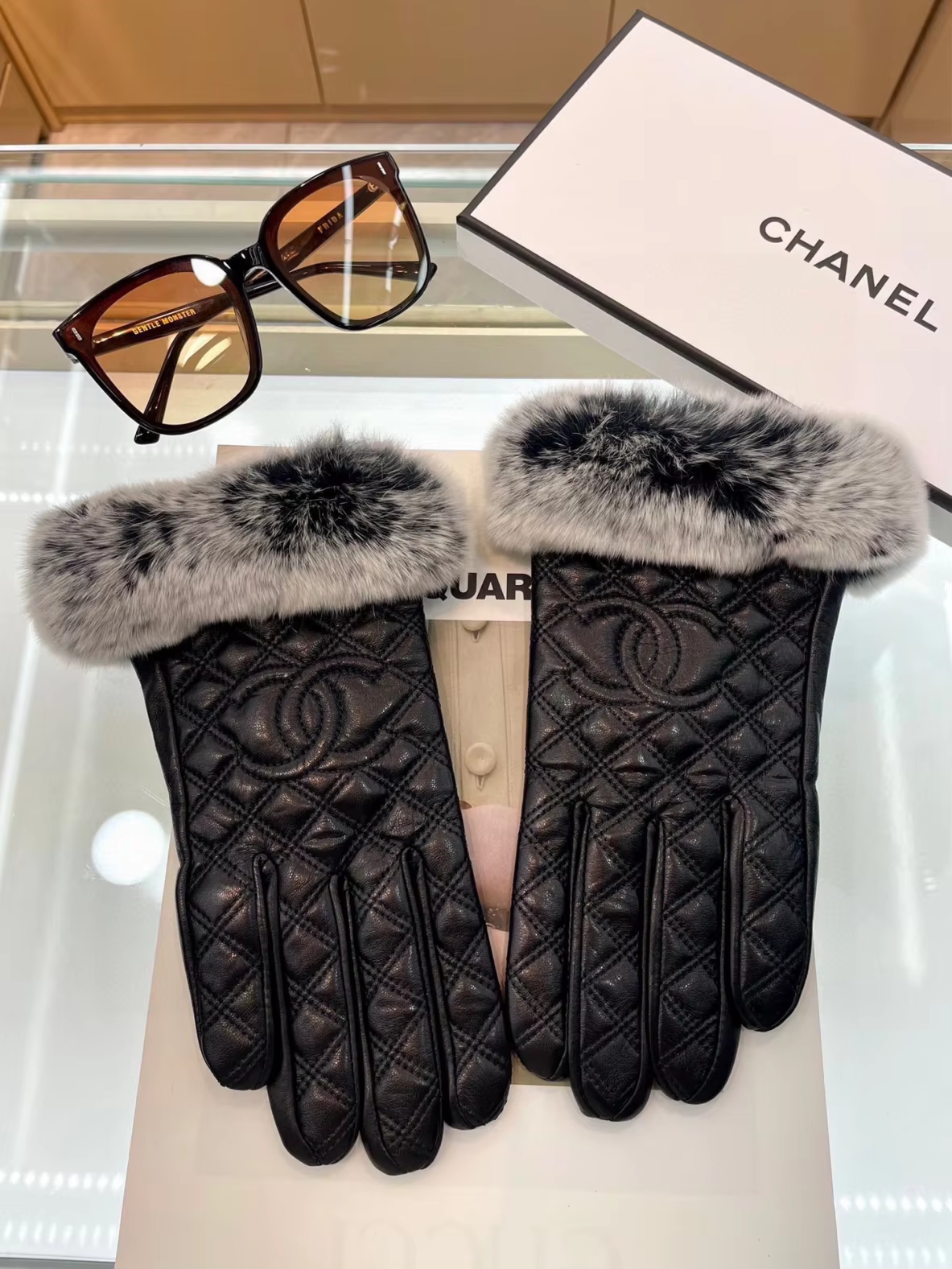 Black C leather Gloves with fur lined with fleece