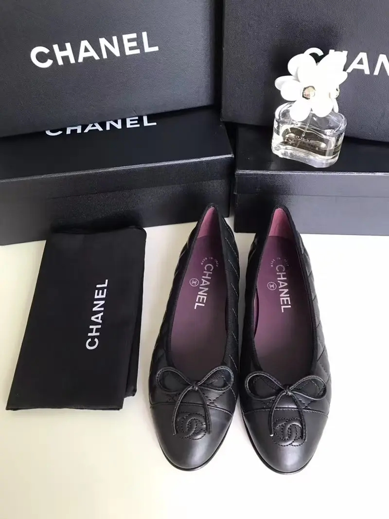 Black Quilted C Flats HC091