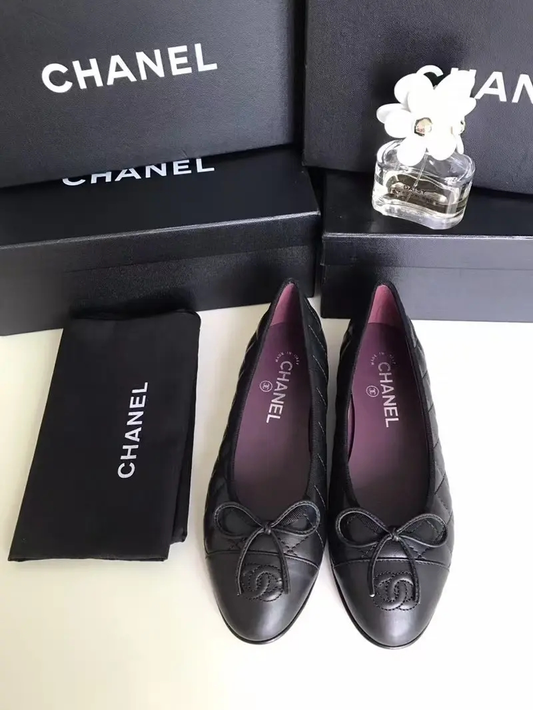 Black Quilted C leather Flats