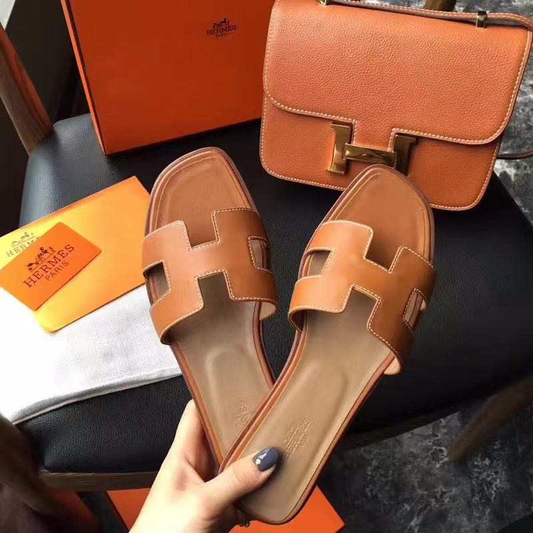 Brown/Luggage H leather slides