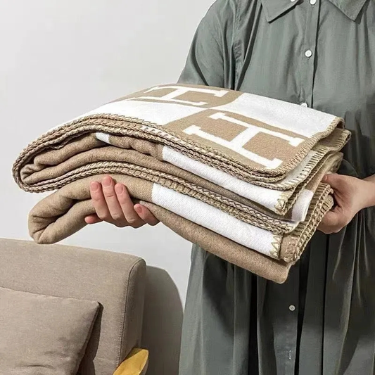 H Blanket beige/taupe preorder