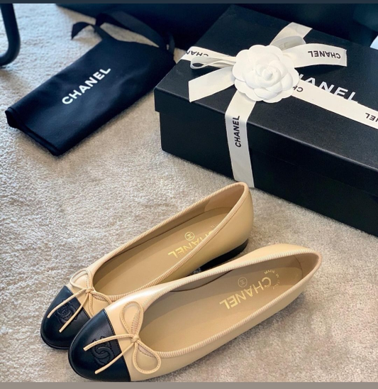 Beige with Black tip leather flats preorder