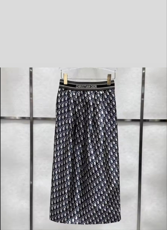 D Navy skirt with slit runs small