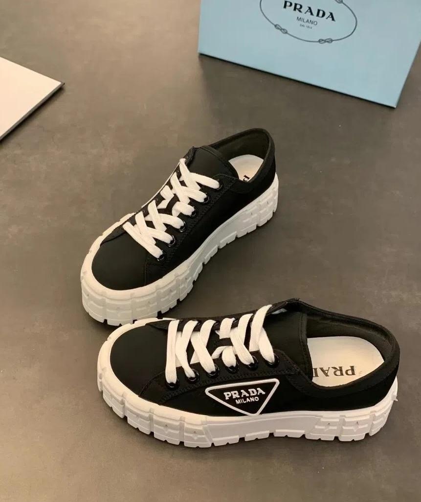 P Black/White Sneakers preorder