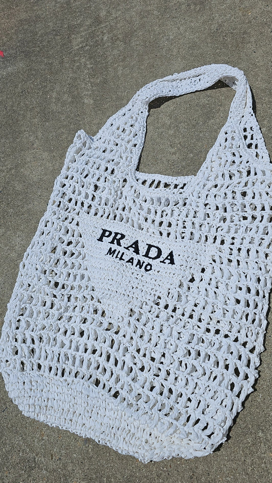 White P Beach Bag preorder