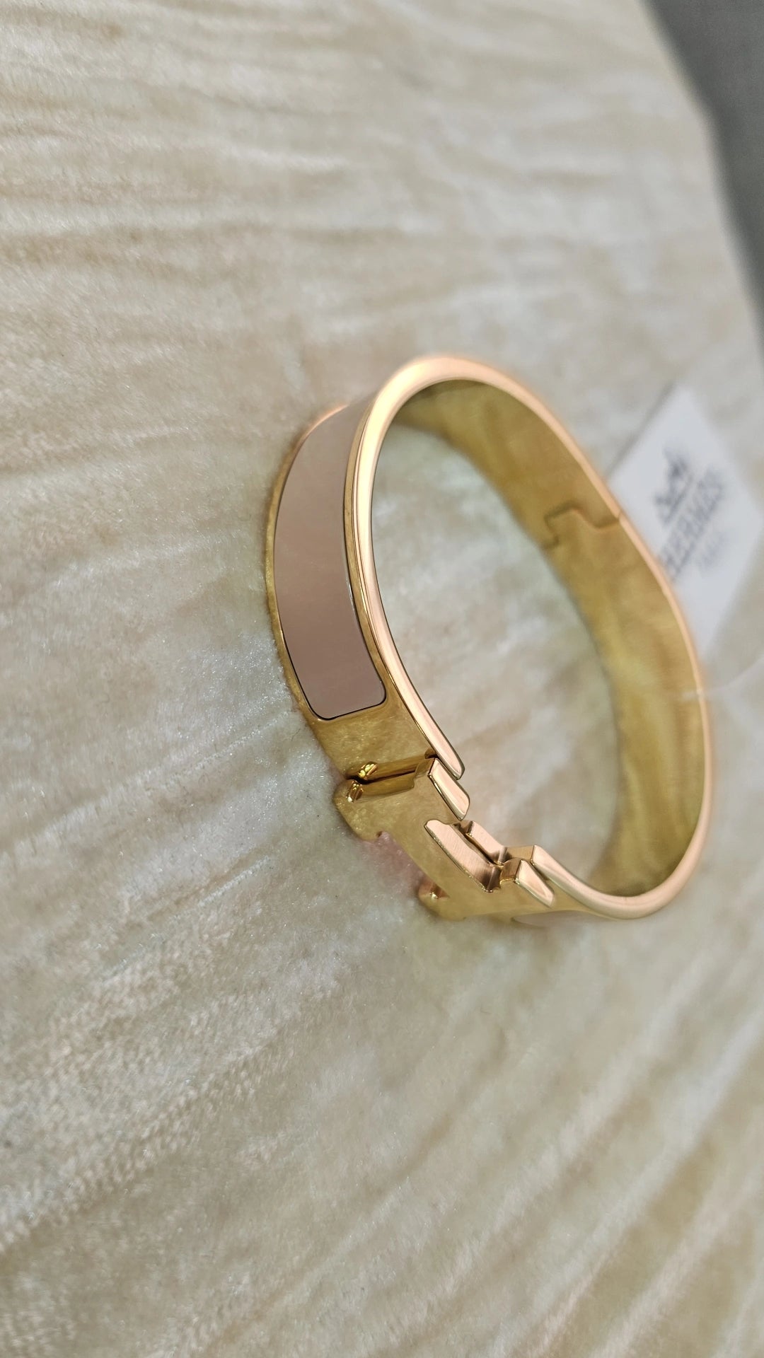 H Bangle color latte preorder