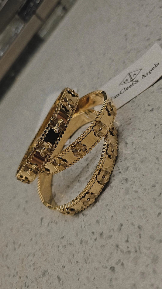 VC gold  Bangles with flowers preorder