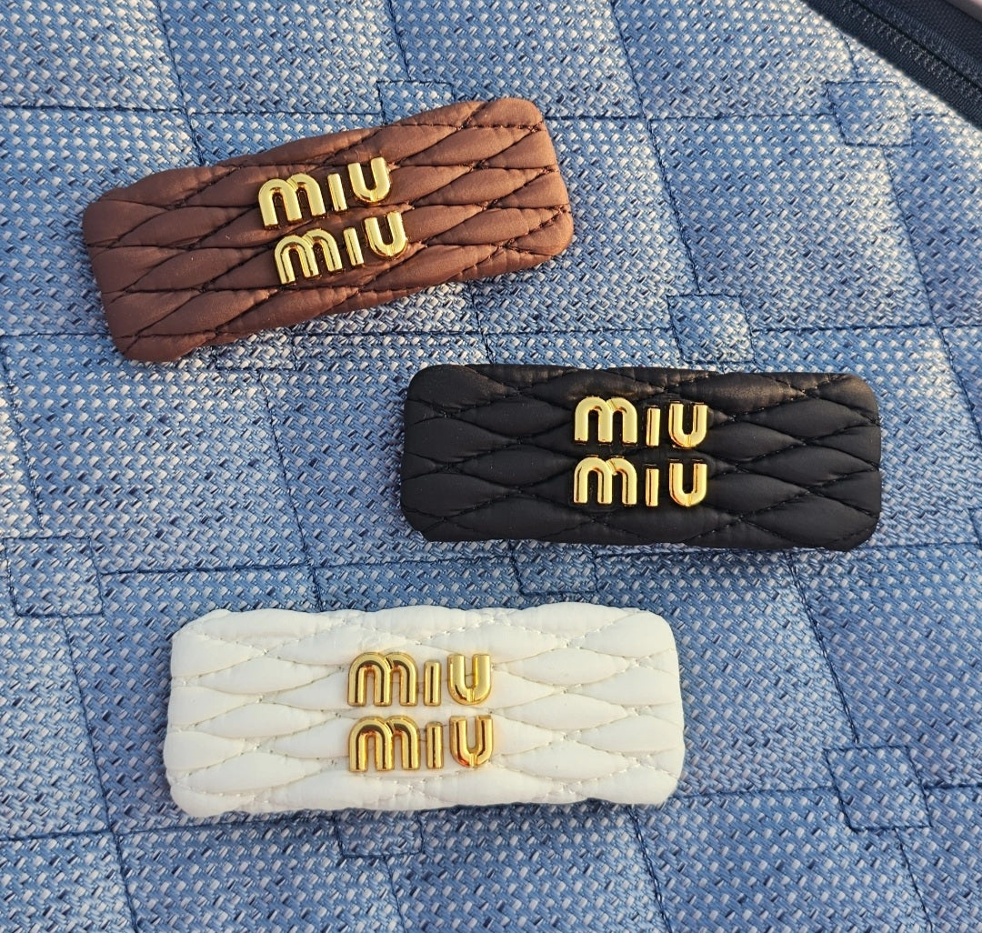 MM oversized Hair clips black, brown, cream