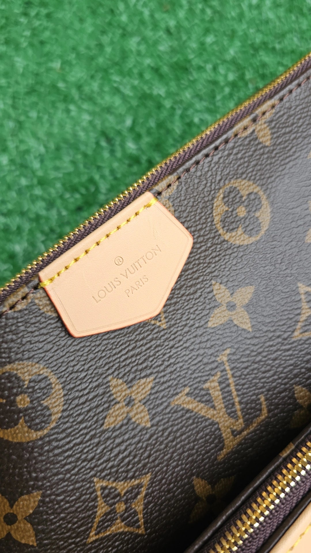 Brown/Color Crossbody Bag preorder