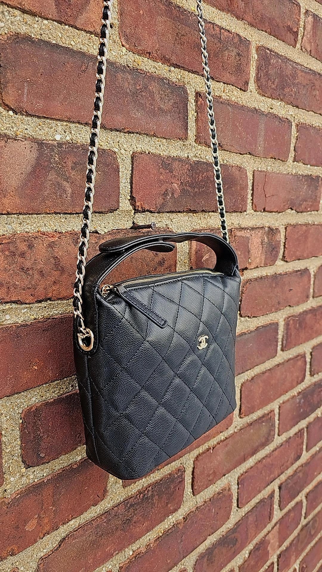 C Black crossbody bag 22x19cm preorder