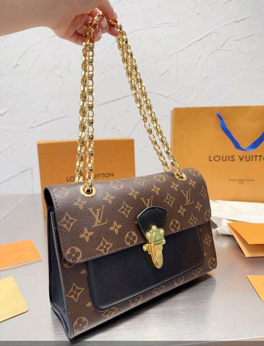 Bag L 410 preorder
