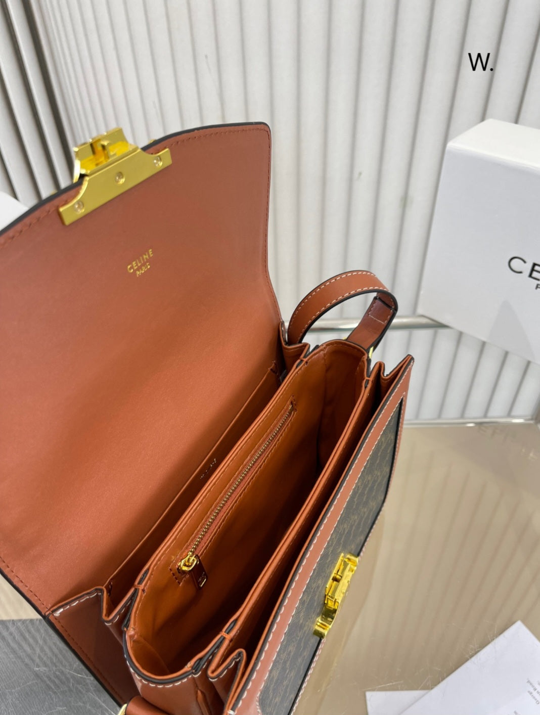 Cel Brown Desgn Bag 7230 preorder