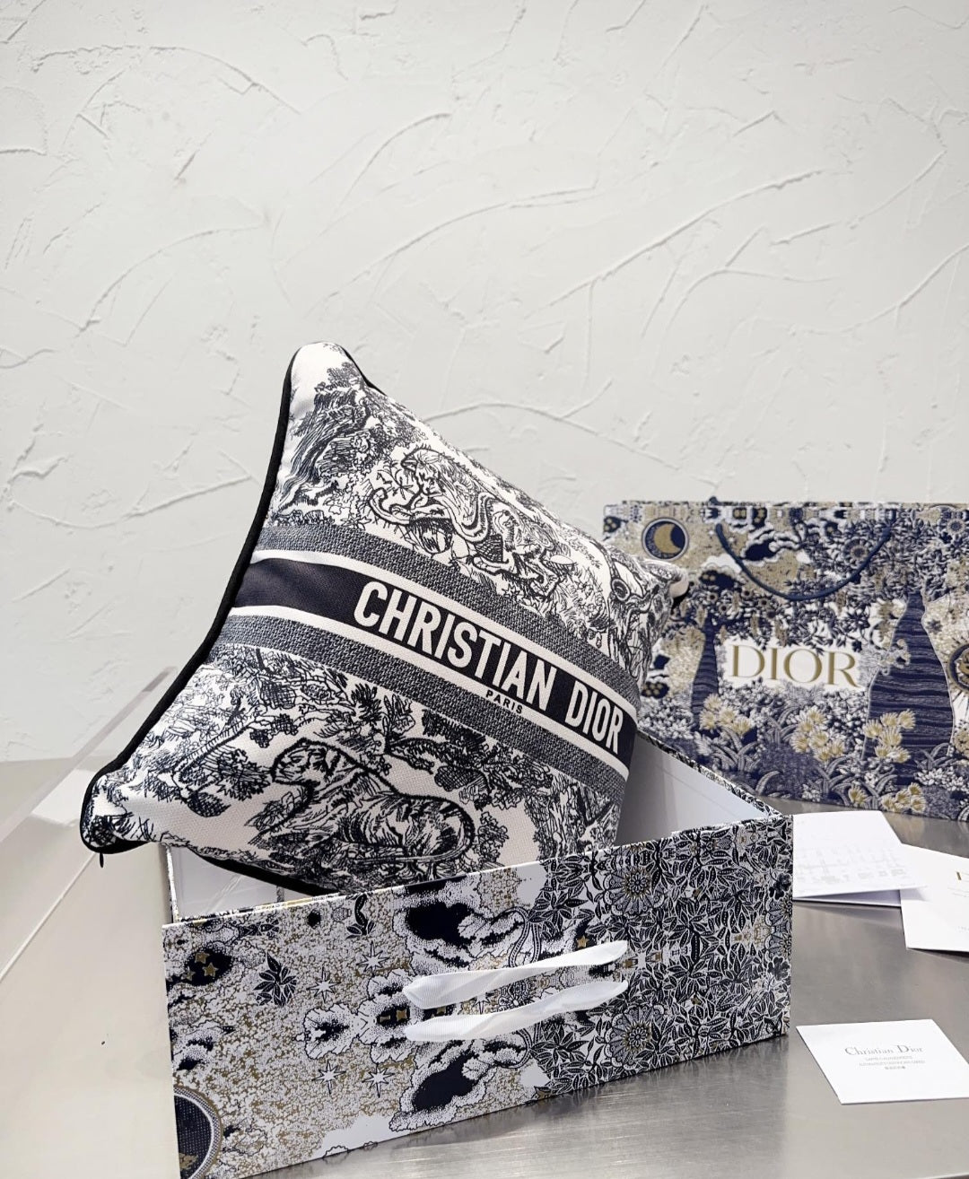 CD Pillow preorder LD909