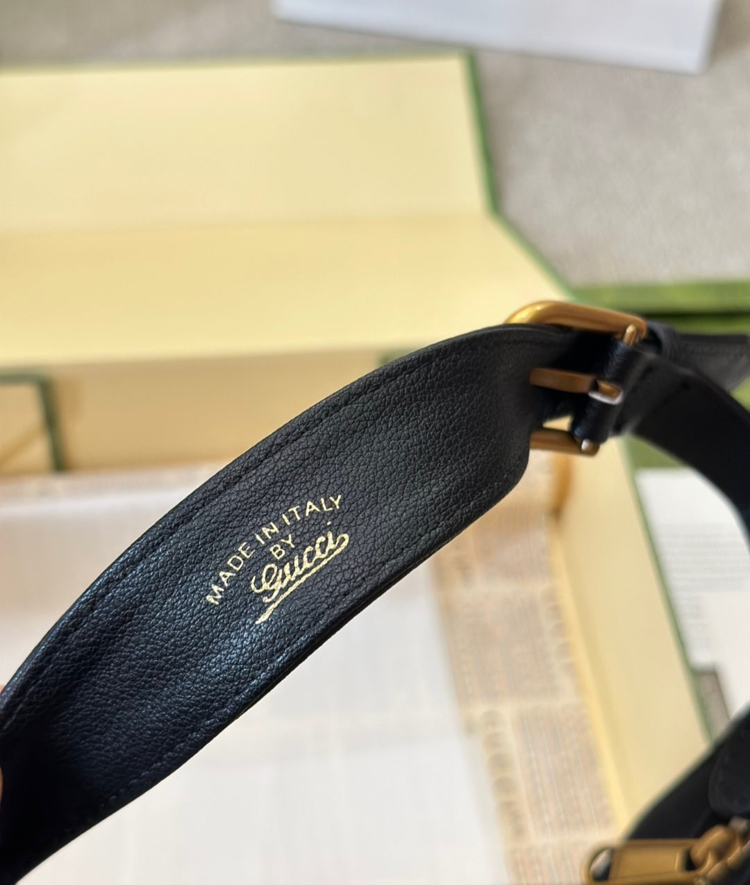 G Black shoulder bag preorder