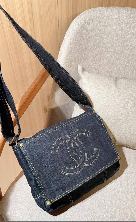Denim Crossbody C Bag preorder
