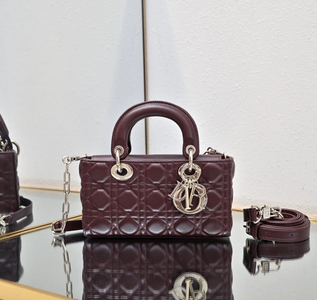 Burgundy D rectangular Bag preorder