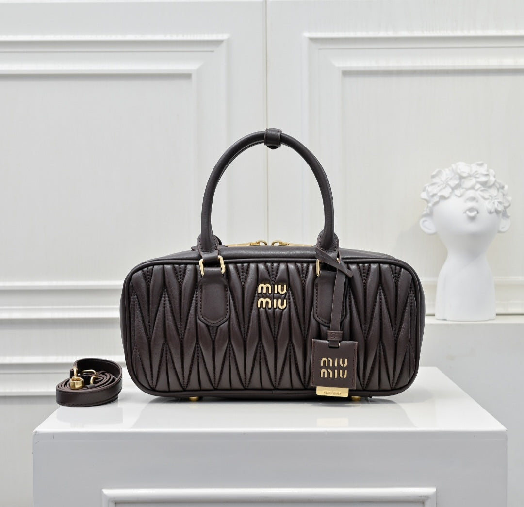 Chocolate brown MM bag