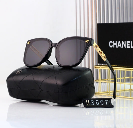 C Black with logo Sunglasses preorder