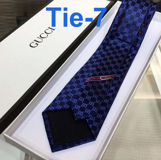 G logo tie