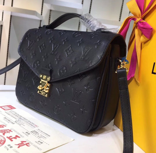 Black leather L bag preorder