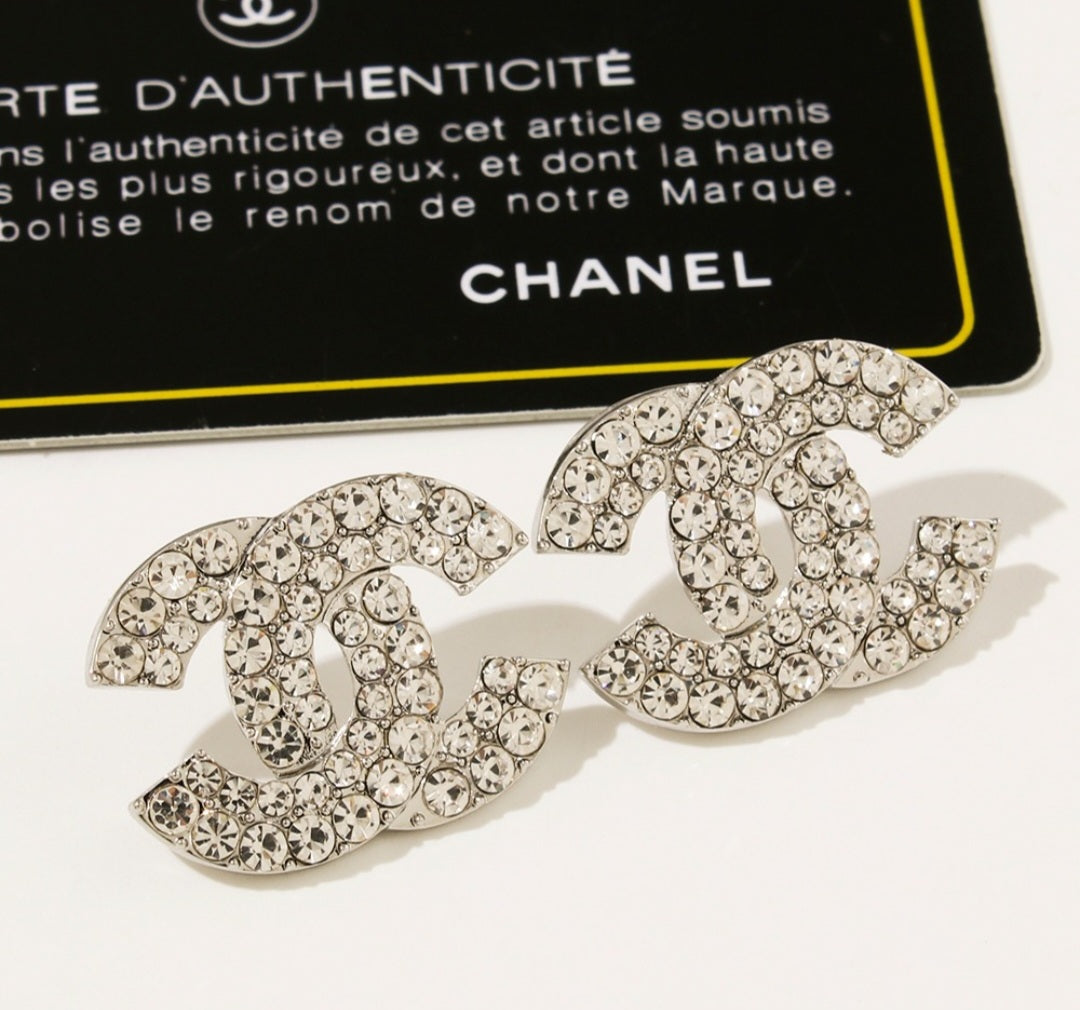 All Stone with C logo Earrings platinum plated