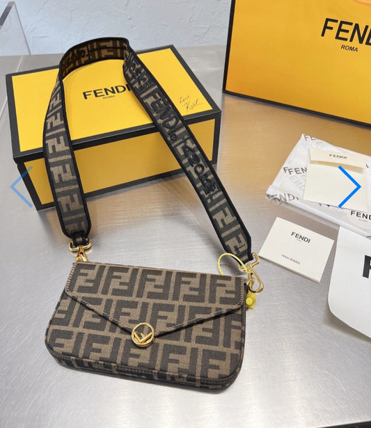 F Knit Bag preorder
