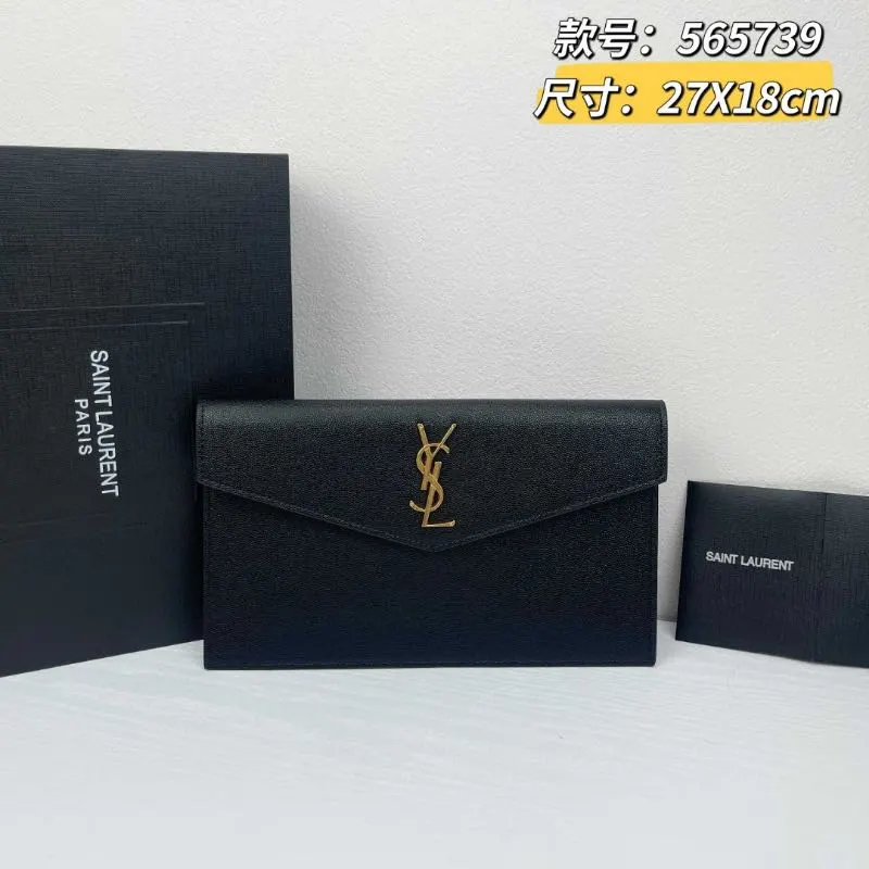 Y Black Clutch 27x17cm preorder