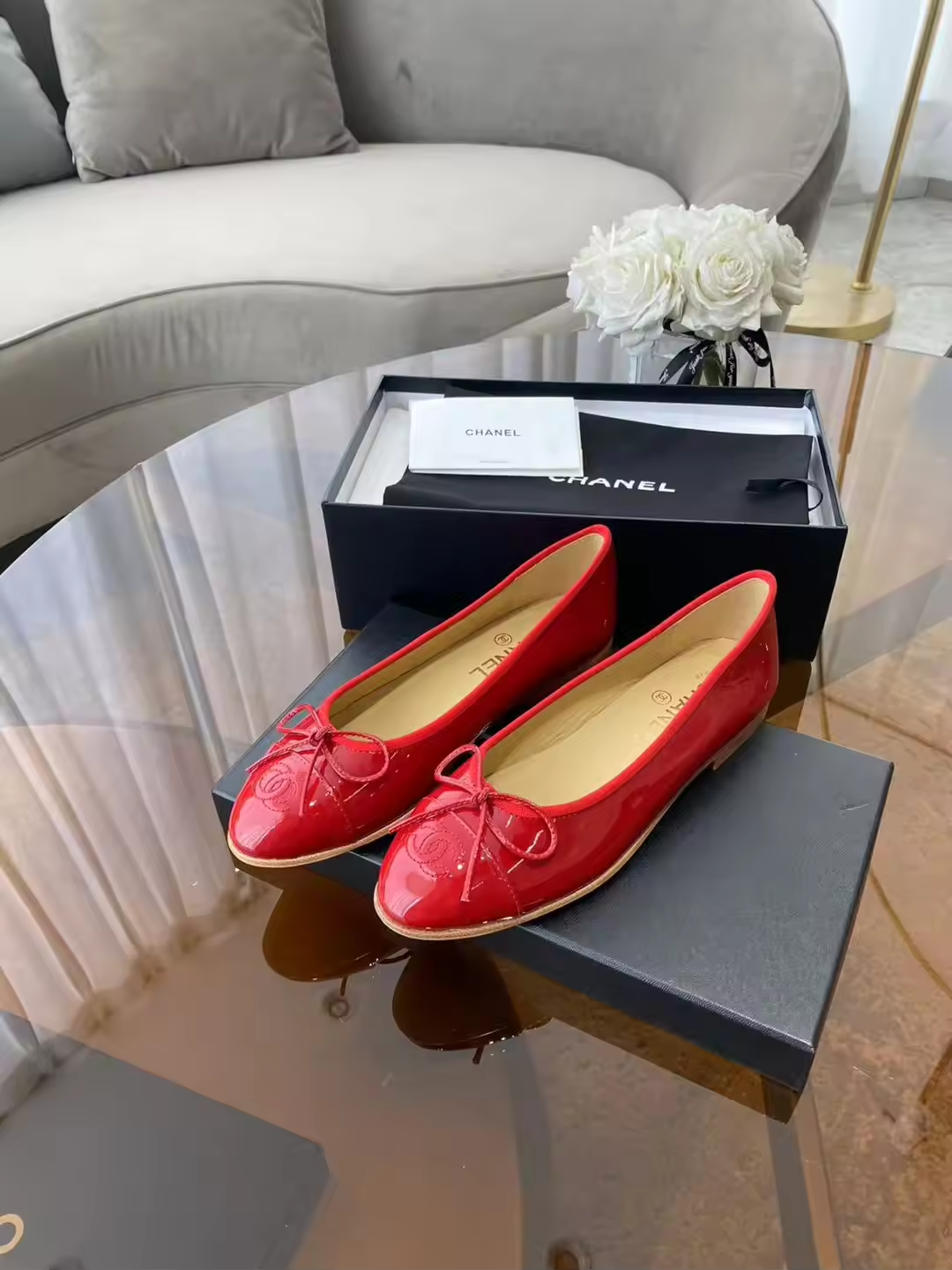 Red shiny genuine leather C flats preorder