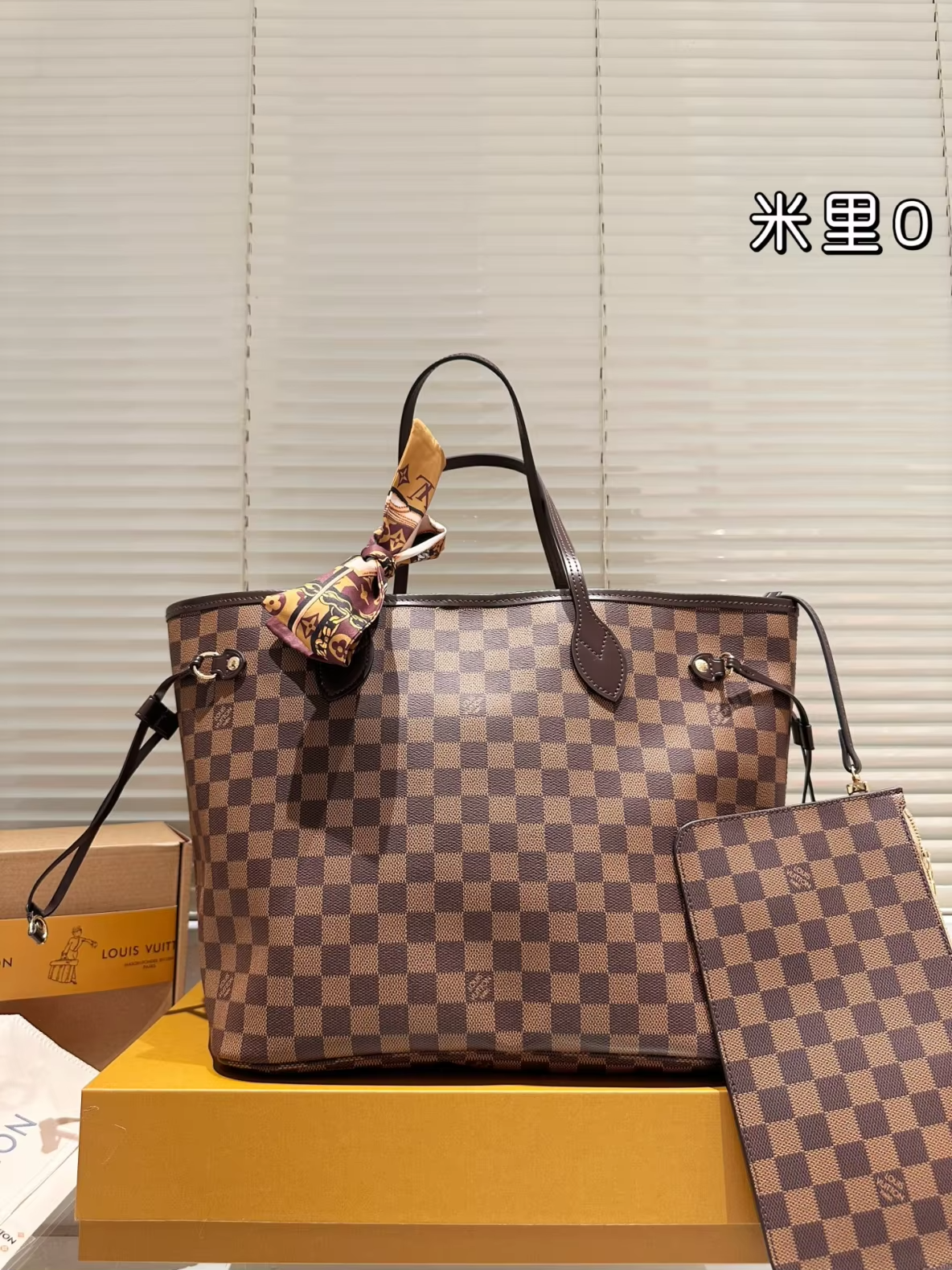 Brown L tote bag 32x28cm preorder