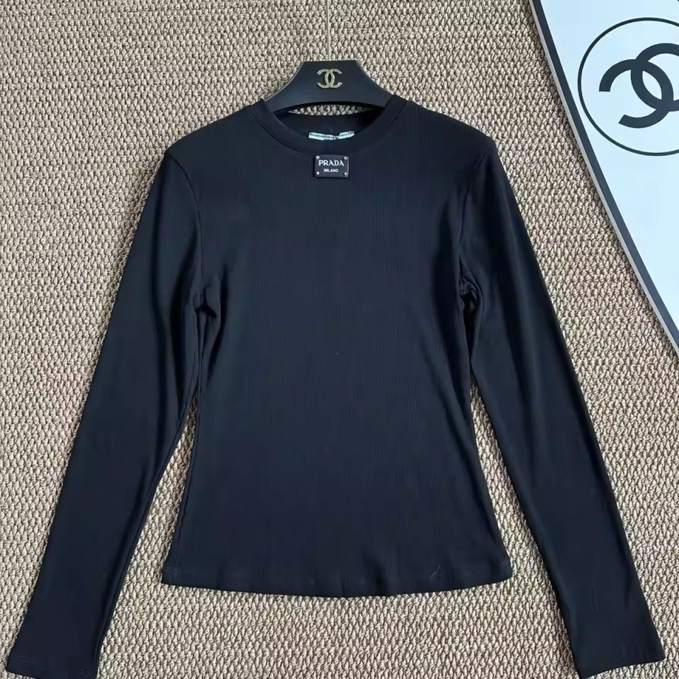 P cotton women's Tshirt 4 colors preorder