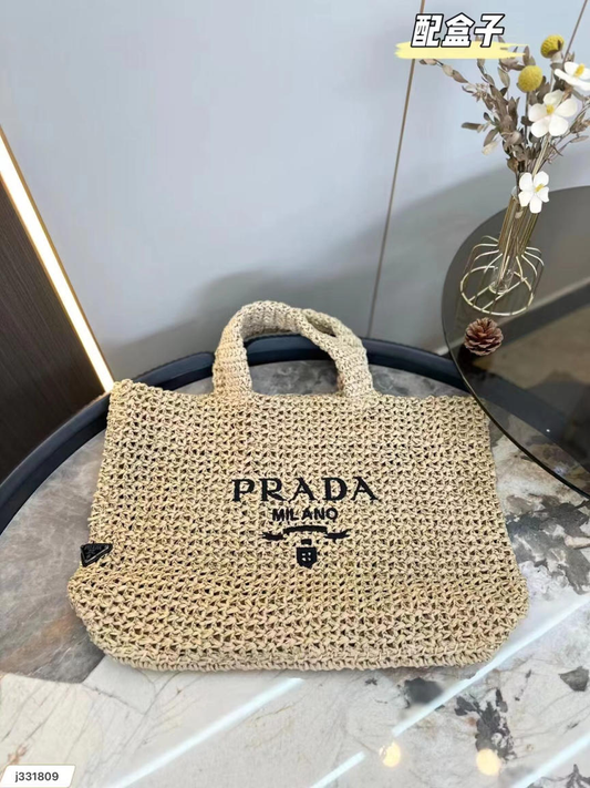 P Beach Bag preorder