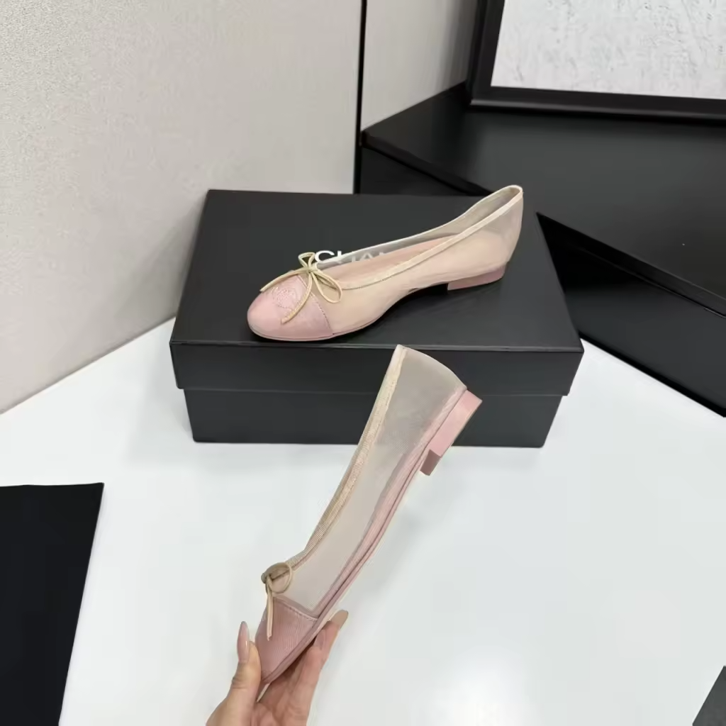 Light pink mesh C Flats preorder