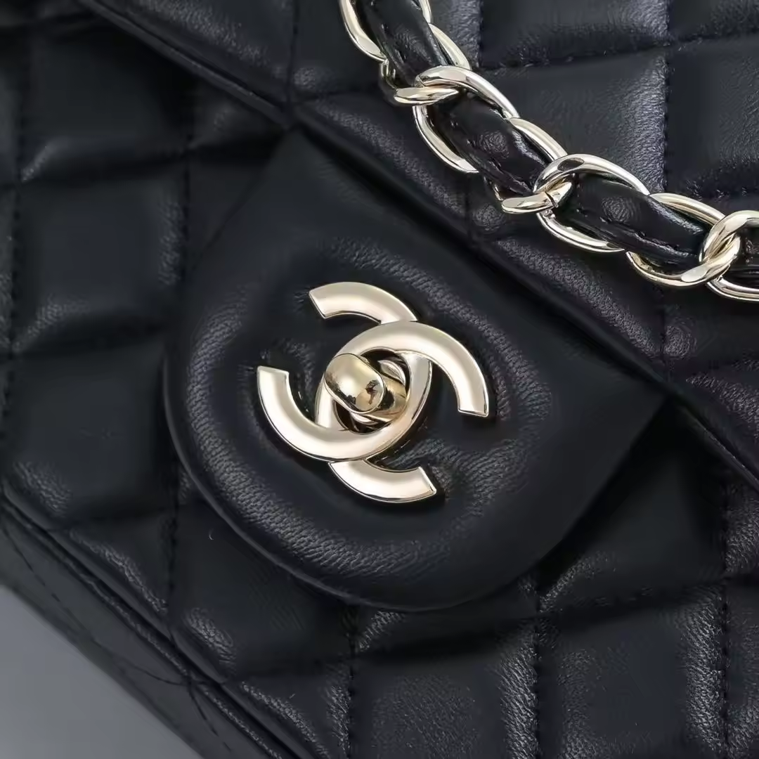 Medium C leather bag 25cm preorder