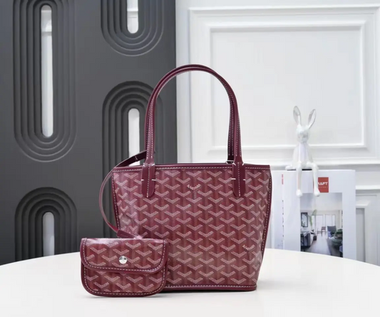 Mini Burgundy Gd leather Tote preorder