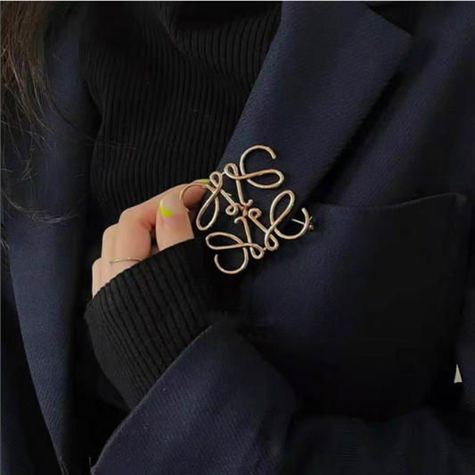 Lw gold Broach pin preorder