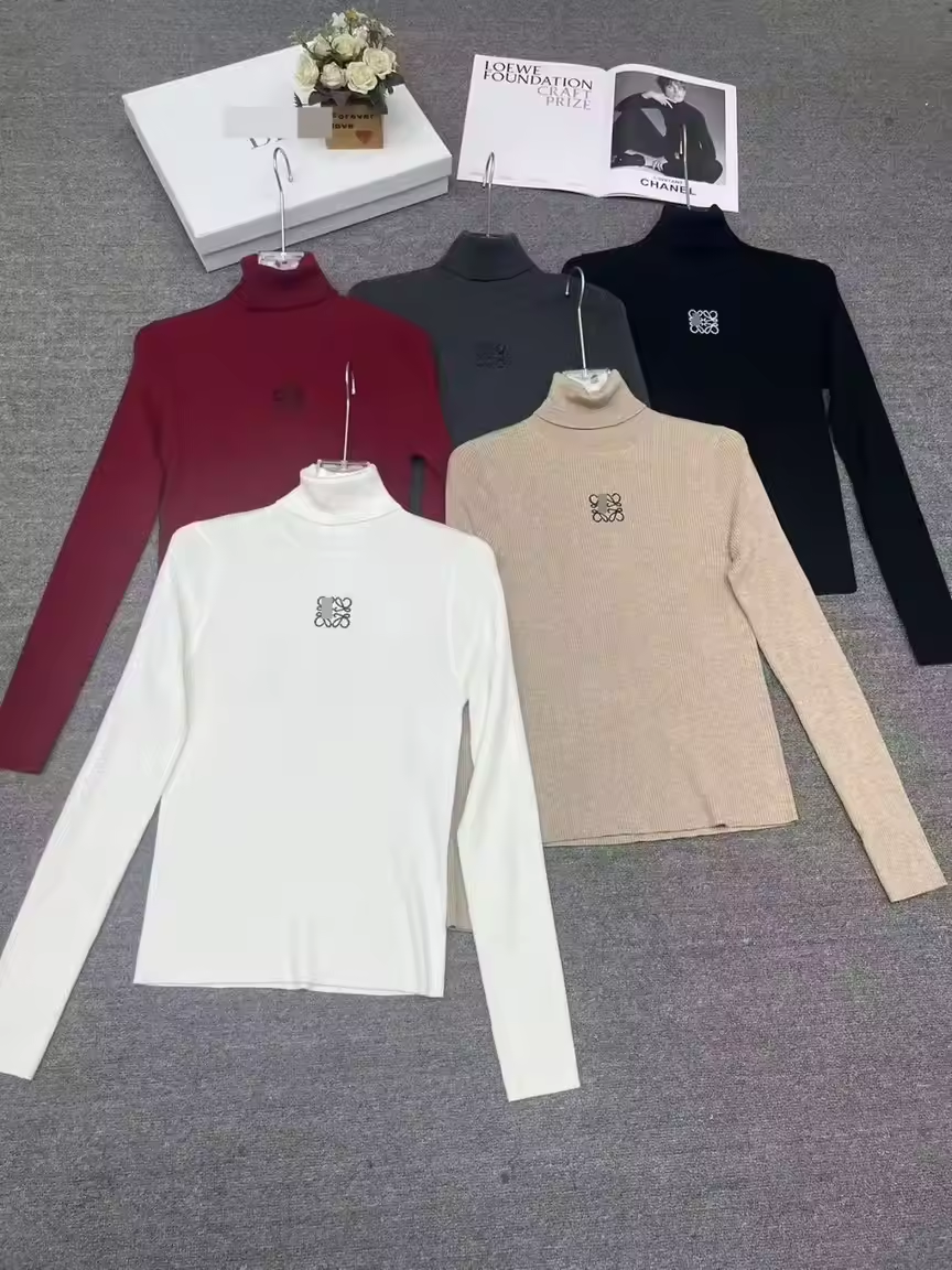 Lw turtlenecks preorder