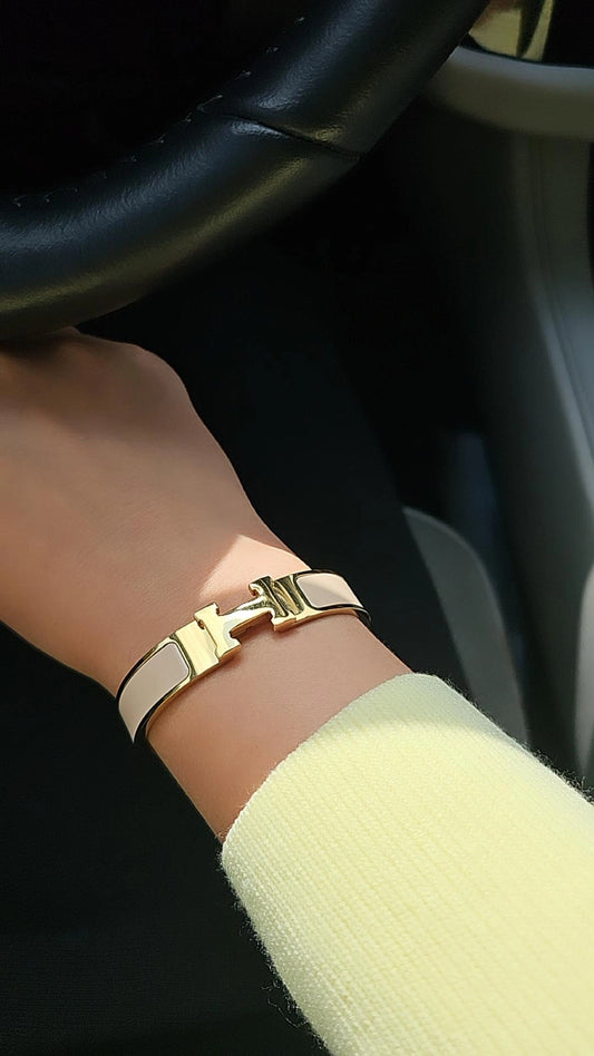 Cream yellow H gold plated bangle