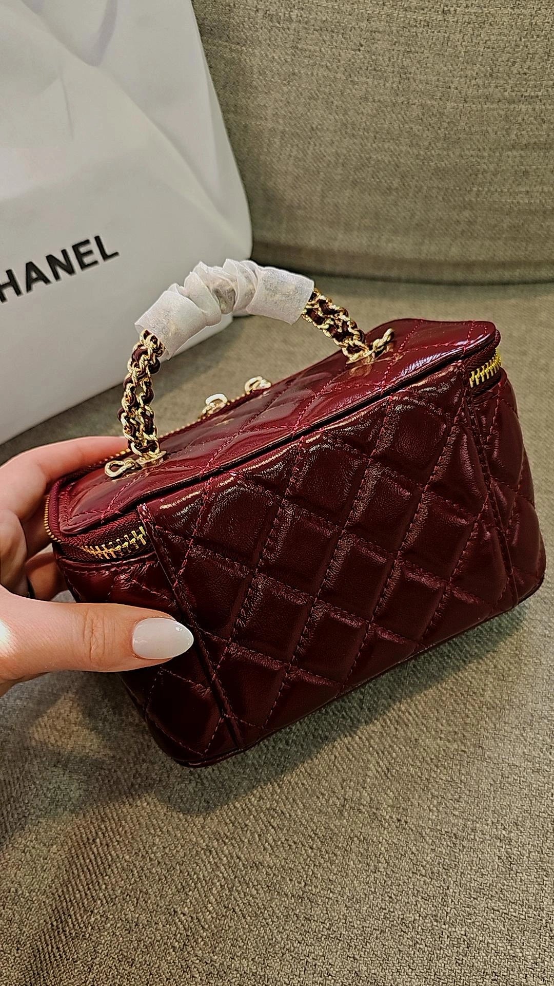 Burgundy C Bag with wired handle preorder