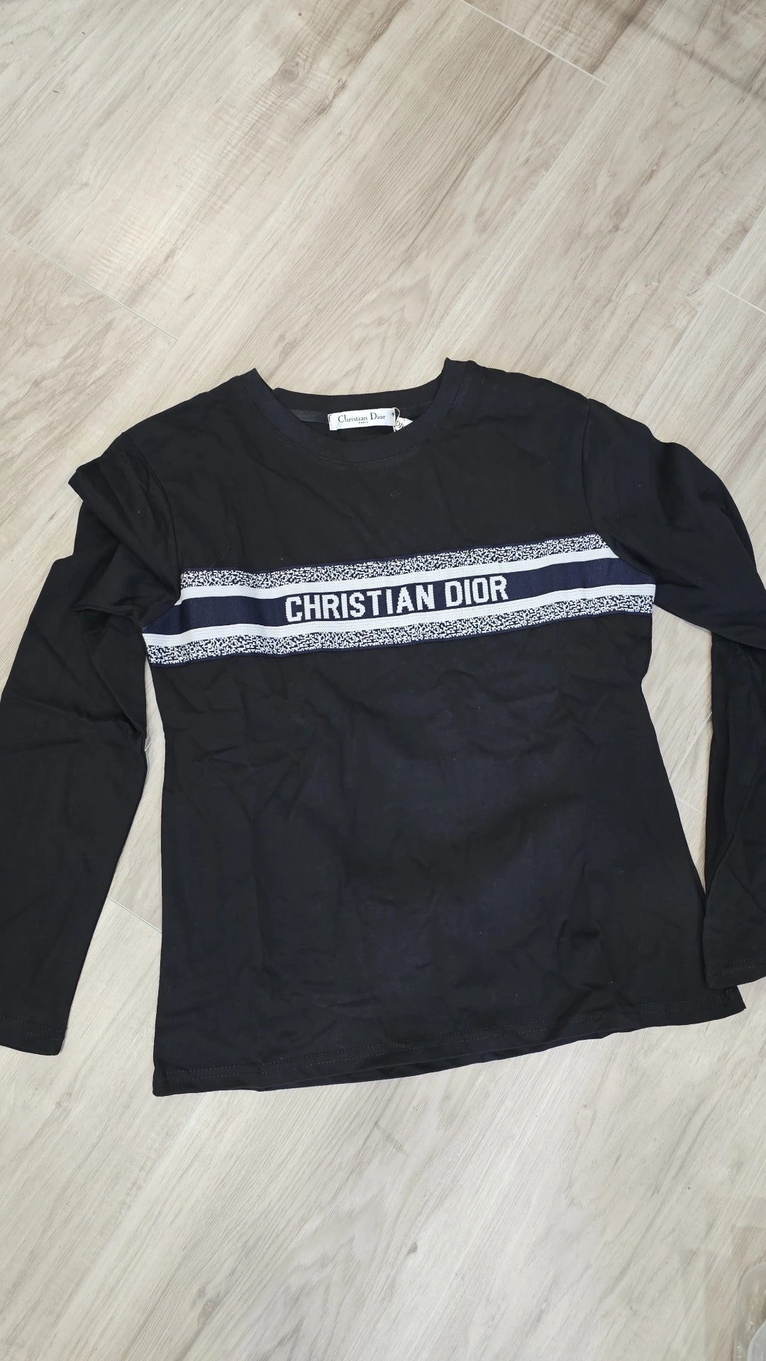 CD Black tshirt loose fit