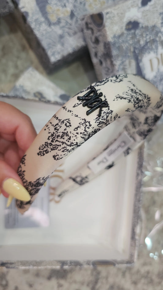D black and white lux headband in box