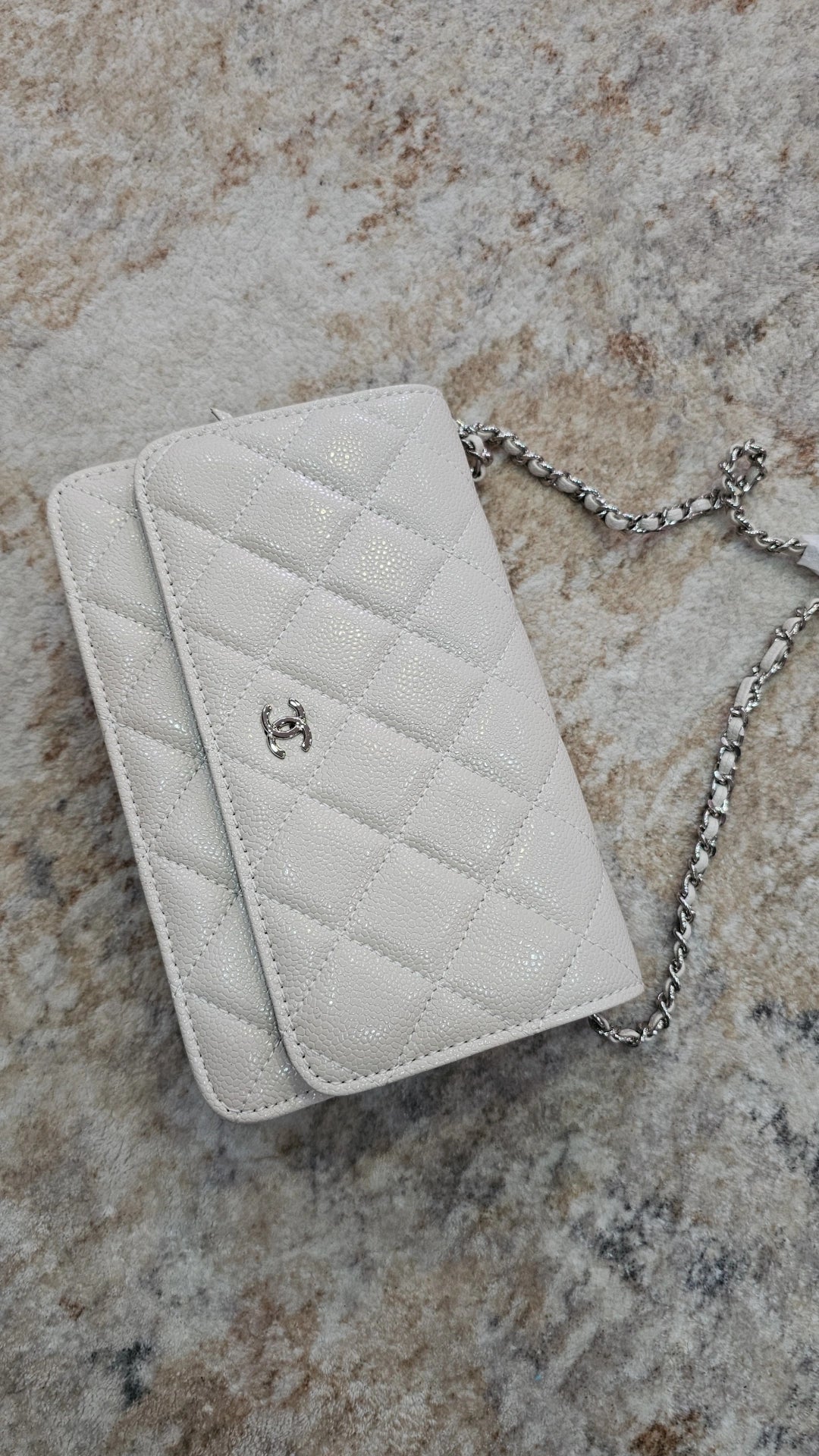 White C wallet on chain bag preorder