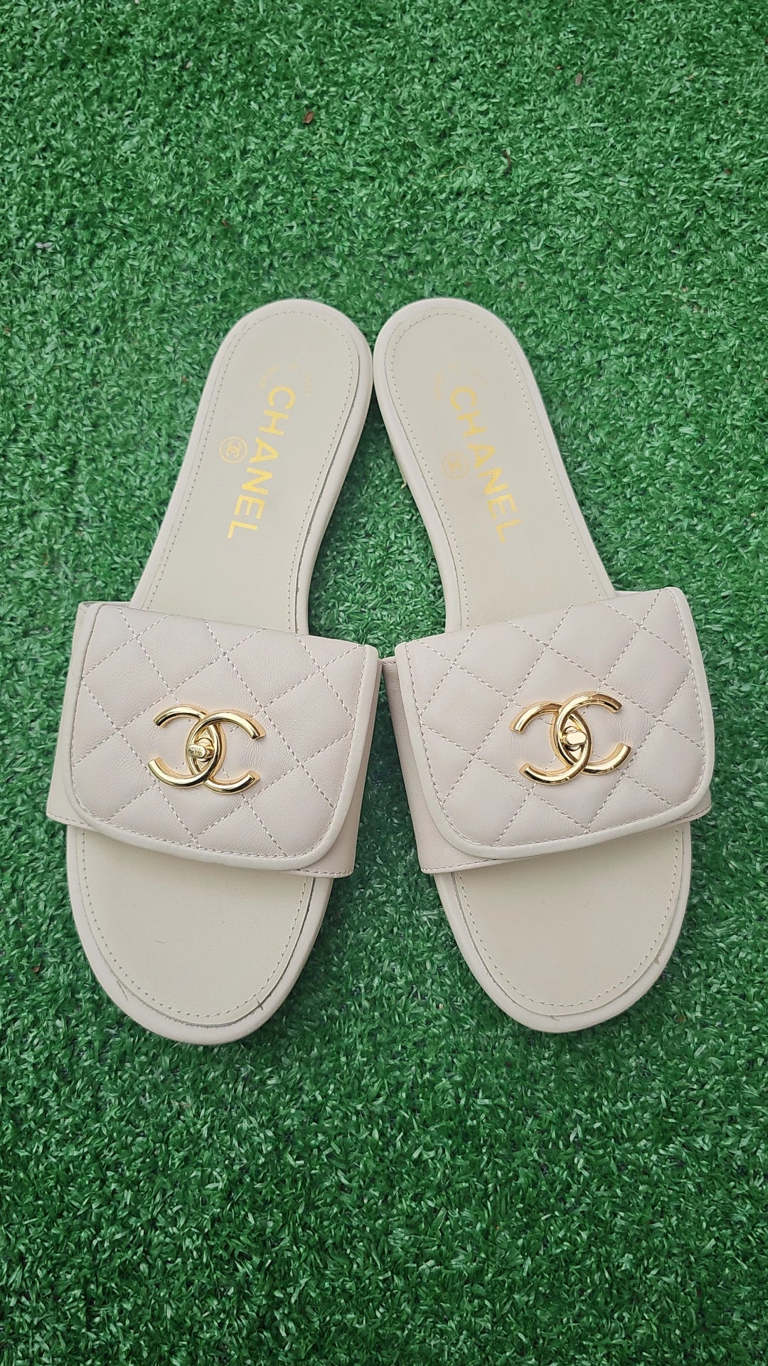 White Open toe cowhide C Slides preorder run narrow