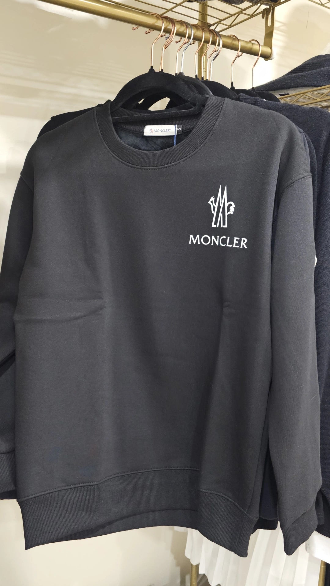 M Black fleece lined unisex sweater