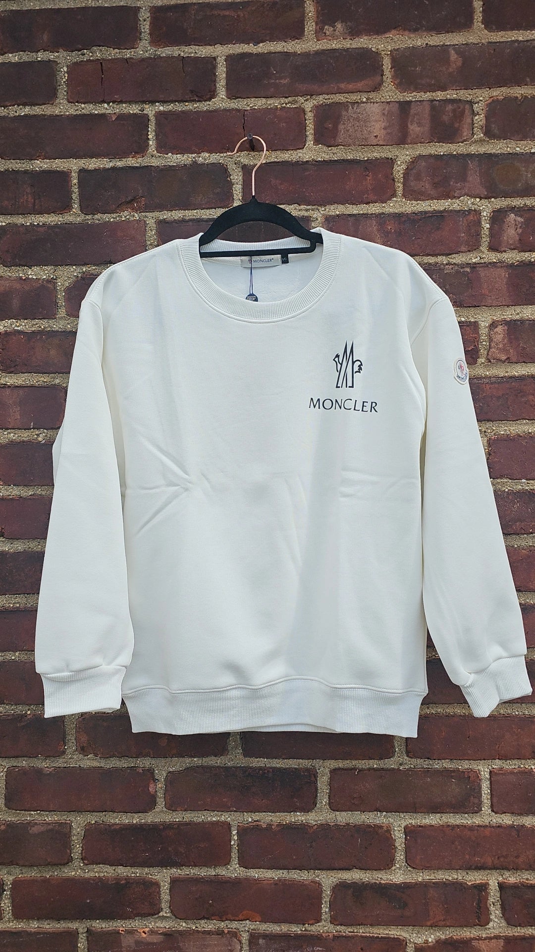 M White fleece lined unisex sweater