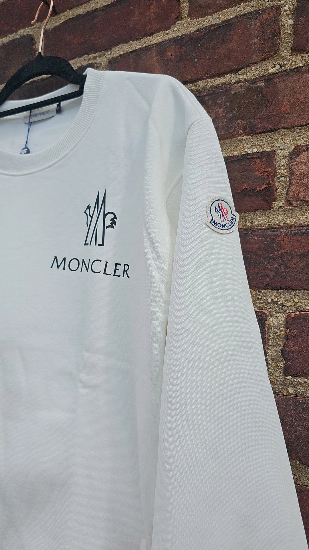 M White fleece lined unisex sweater