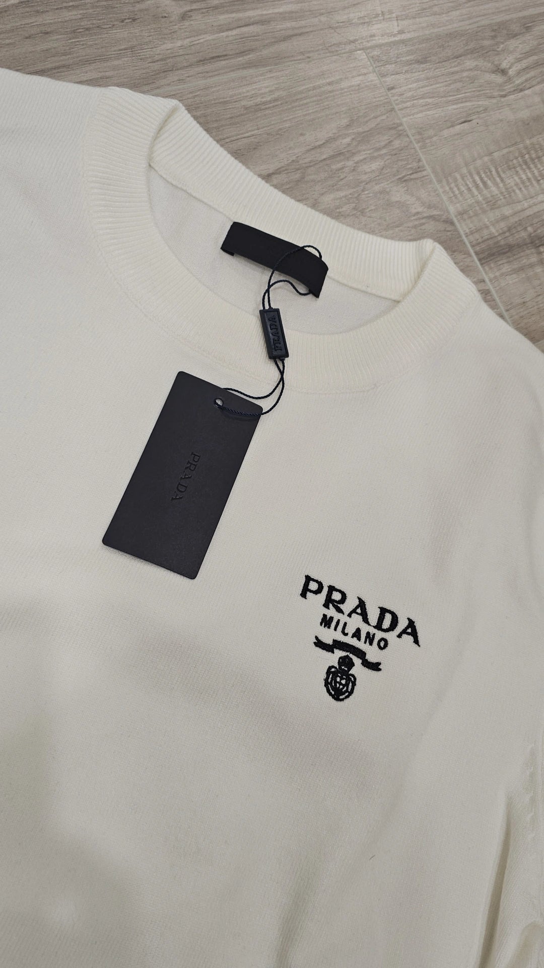 P white knit unisex Sweater runs big