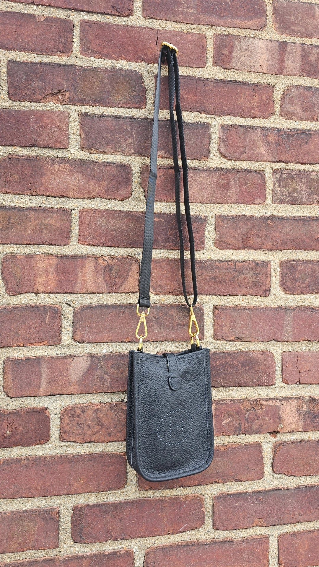 H Black Phone Bag 13x5x18 centimeters preorder