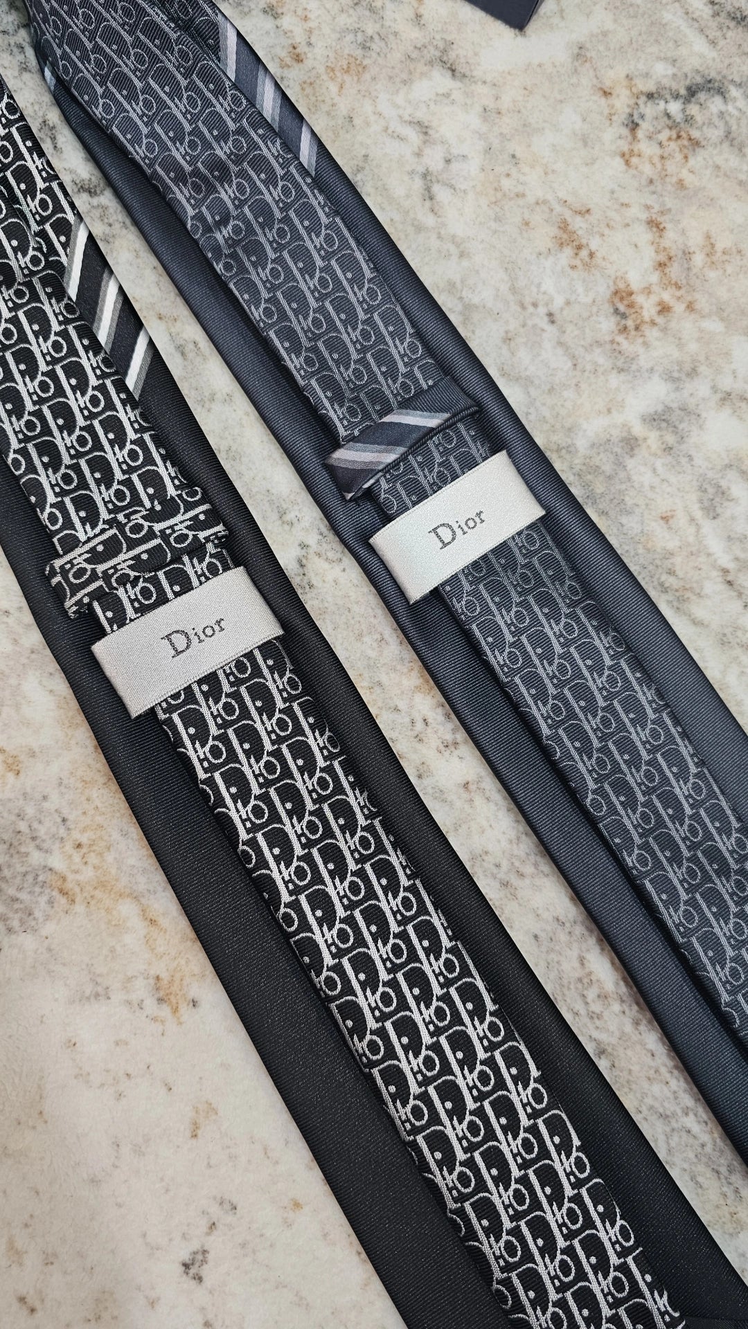 D silk ties